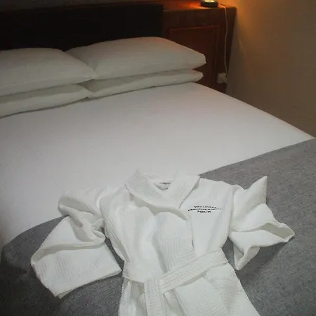 Belonga Mick Hotel